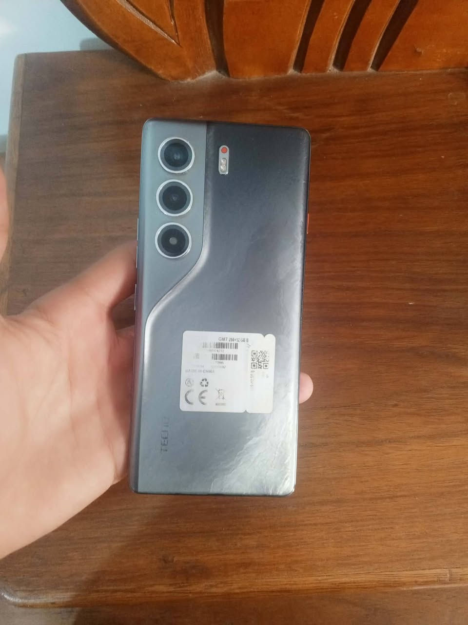 تكنو كومان 40 برو 5G
شاشه اوملد حجم الشاشه 6.78 دقة الشاشه FHD
معدل التحديث الشاشه 144 هرتز
المعالج 7300 دايمن ستي 
الذاكرة 256  الرام 8+8
كاميرا الخلفيه 50 MP مثبت بصري OIS 
البطارية  5200 mah شحن 45W سريع
مقاومة الماء و الغبار  IP68 / IP69
نظام أندرويد 15 السعر ب 260 وبيه مجال بسيط كلش العنوان بابل مشروع المسيب ***********
