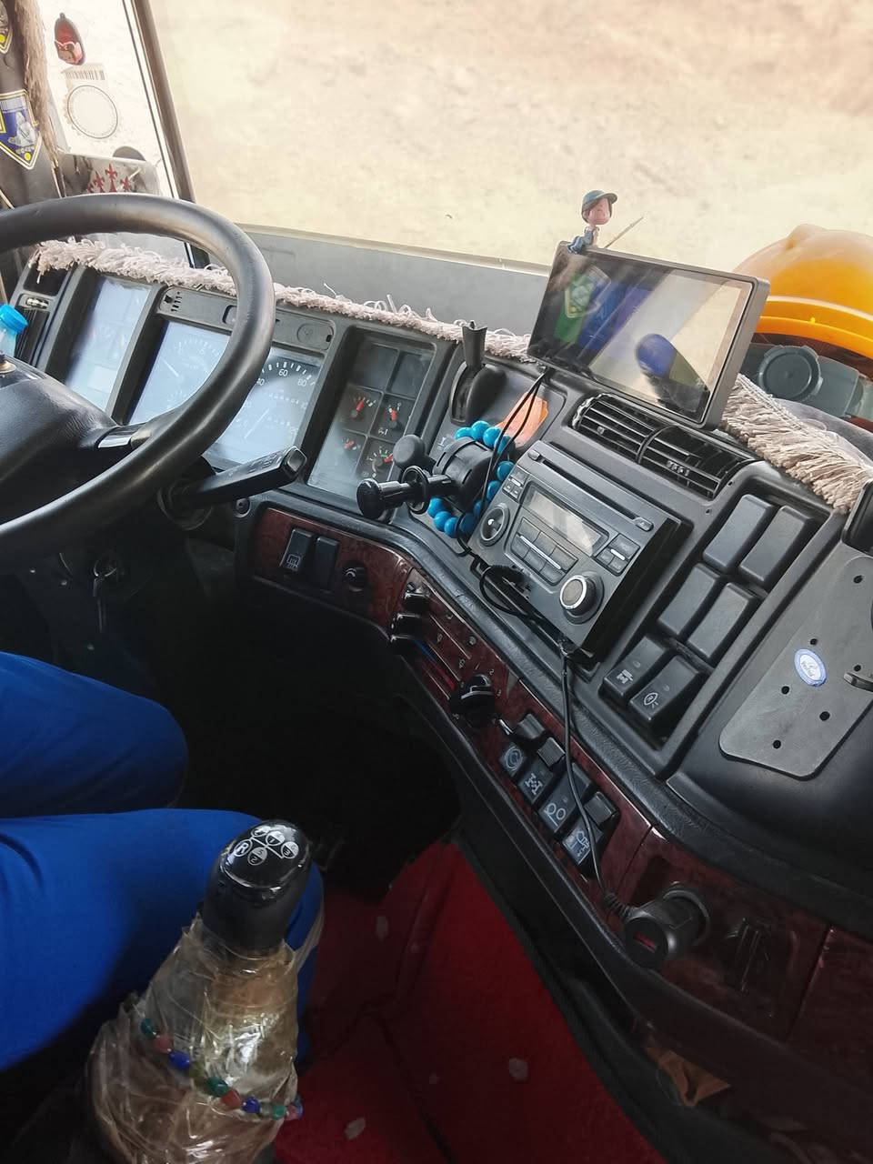 السلام عليكم قلابه للبيع موديل 2001 مجموعه جوبلس باسمي بلادي شاصي طويل جير 4 × 4 استفسار على هذا الرقم***********=*********** العنوان كركوك واحد حزيران السعر 210
