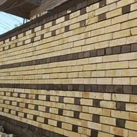 بناء متفرغ • طابوق • تحت إشراف مهندس