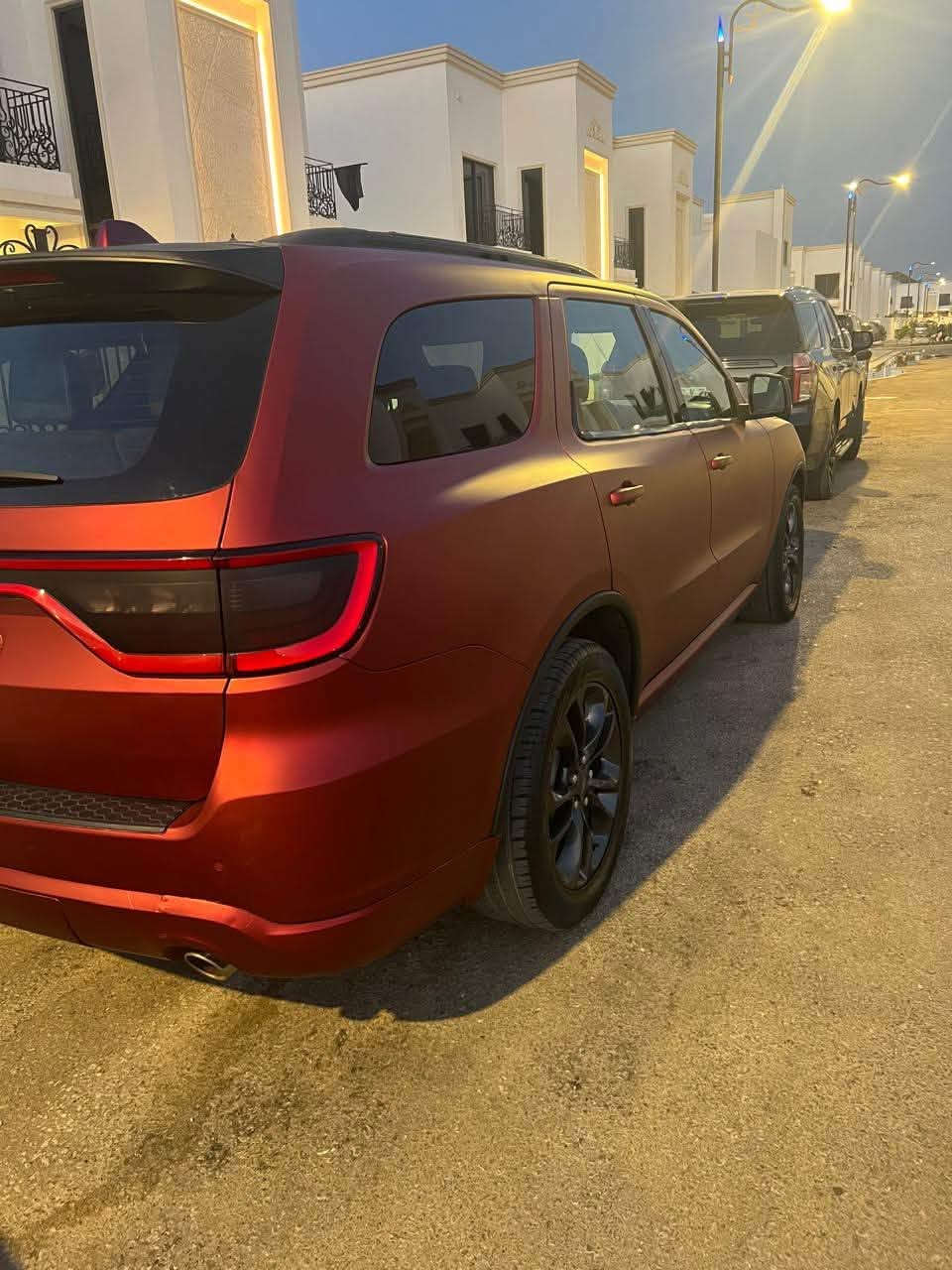 دوج دورينگو GT 2021
محرك ٣٦٠٠ kw
السعر ٢٧٥ وبيهه مجال 
العنوان كربلاء 
للاستفسار الاتصال على الرقم 
***********
