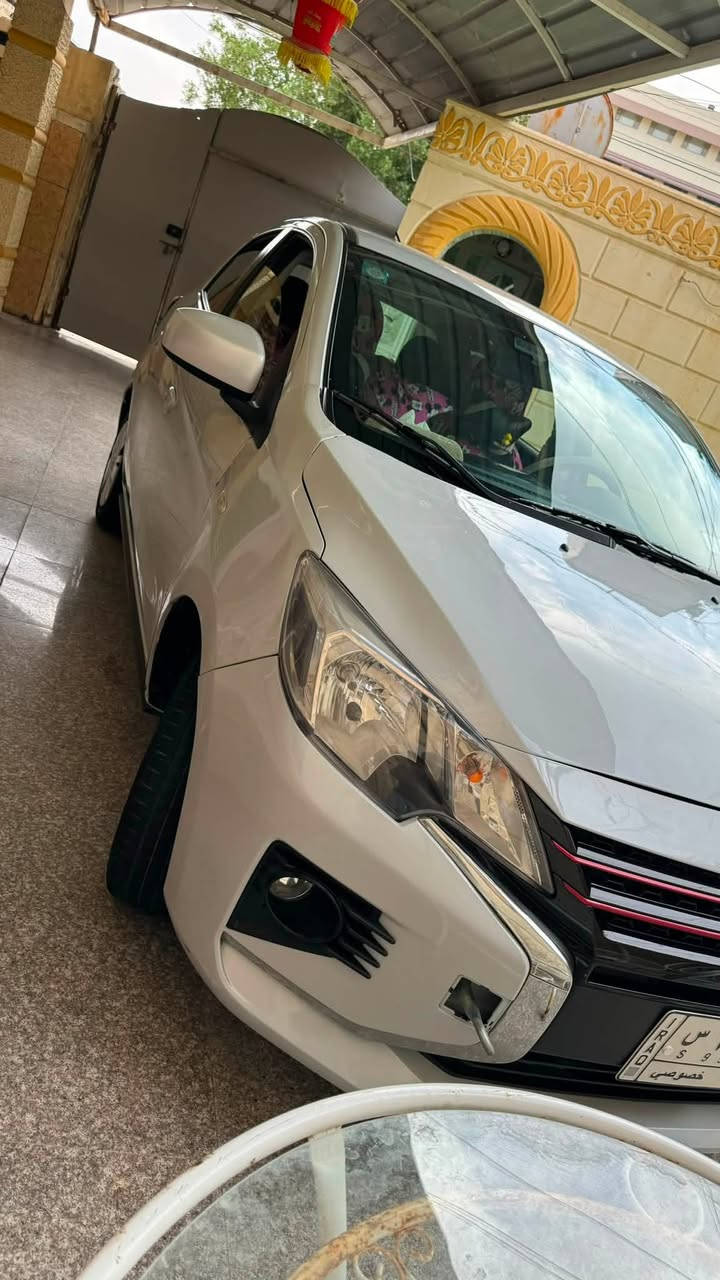 ميراج 2021 ماشيه قليل 26 km  مابيها اي نقص رقم بغداد معوقين وكاله عامه   السعر 83 وبيها شي بسيط 
مكان السياره الانبار 
***********
