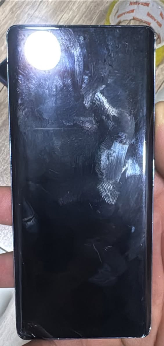 السلام عليكم مبايل هونر x9a مستعمل بي فطور بشاشه جوه نفس ماموضح الكم بصوره جهاز مامفتوح ولاداخل لتصليح غراضه موجوده كارتون موجوده مكاني النجف الأشرف ***********

