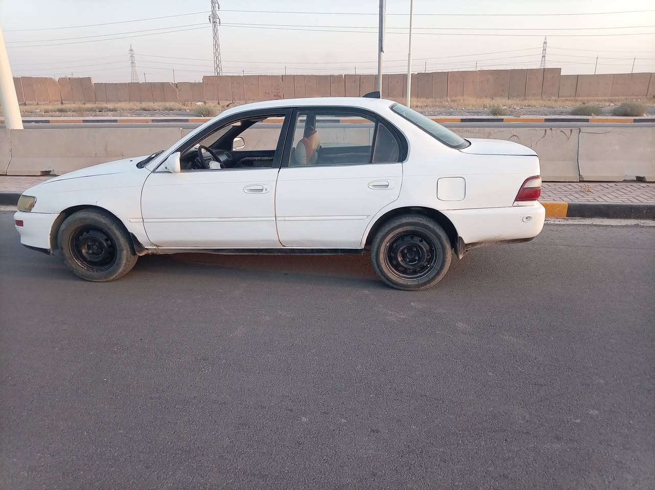 سلام عليكم كورلا محور للبيع كير شرط ومحرك ١٦ شرط رقم صلاح الدين نكليزي سياره جهازه كهربايات شغاله السعر 42 وبيه مجال رقم الهاتف  (***********) اني مكلف بل نشر التصال عل صاحب سياره (المكان سامراء)
