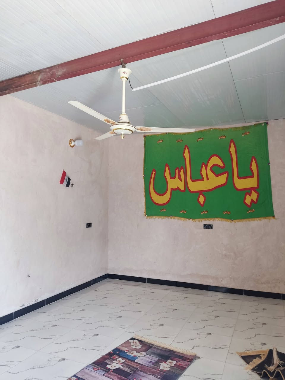 سلام عليكم بيت زراعي اللبيع مساحة 175متر غرفتين 4×5 وثانيه 4×4وهول  ومضيف 4×6 ومطبخ في حي مصراع ستفسار عل رقم او وتساب ‏‪***********‬‏
