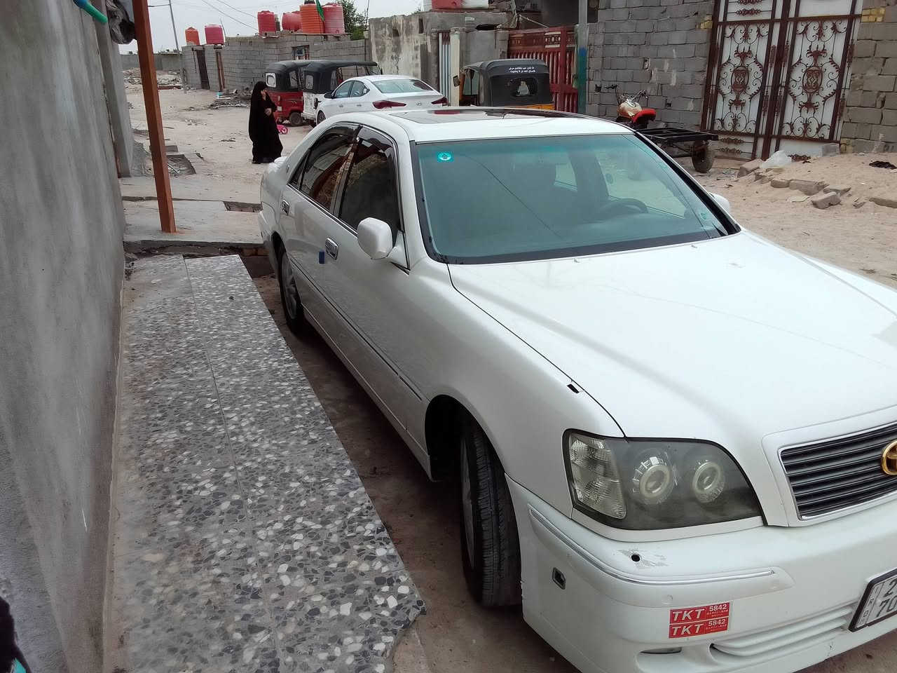 كراون كفاله بسمي سعر 140 مراوس حسب القناعه رقم ذي قار استفسار هاذ رقم صاحب السيارة ***********
