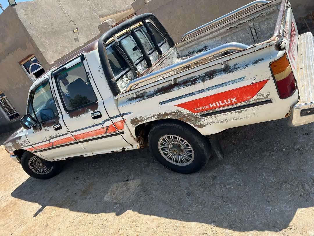 البيع موديل 90 مكفوله كفاله عامه رقم ذي قار مشروع وطني سنويه جديده تحويل مباشر محرك 3y تخم تاير حداديه  العنوان ذي قار الفجر ***********
