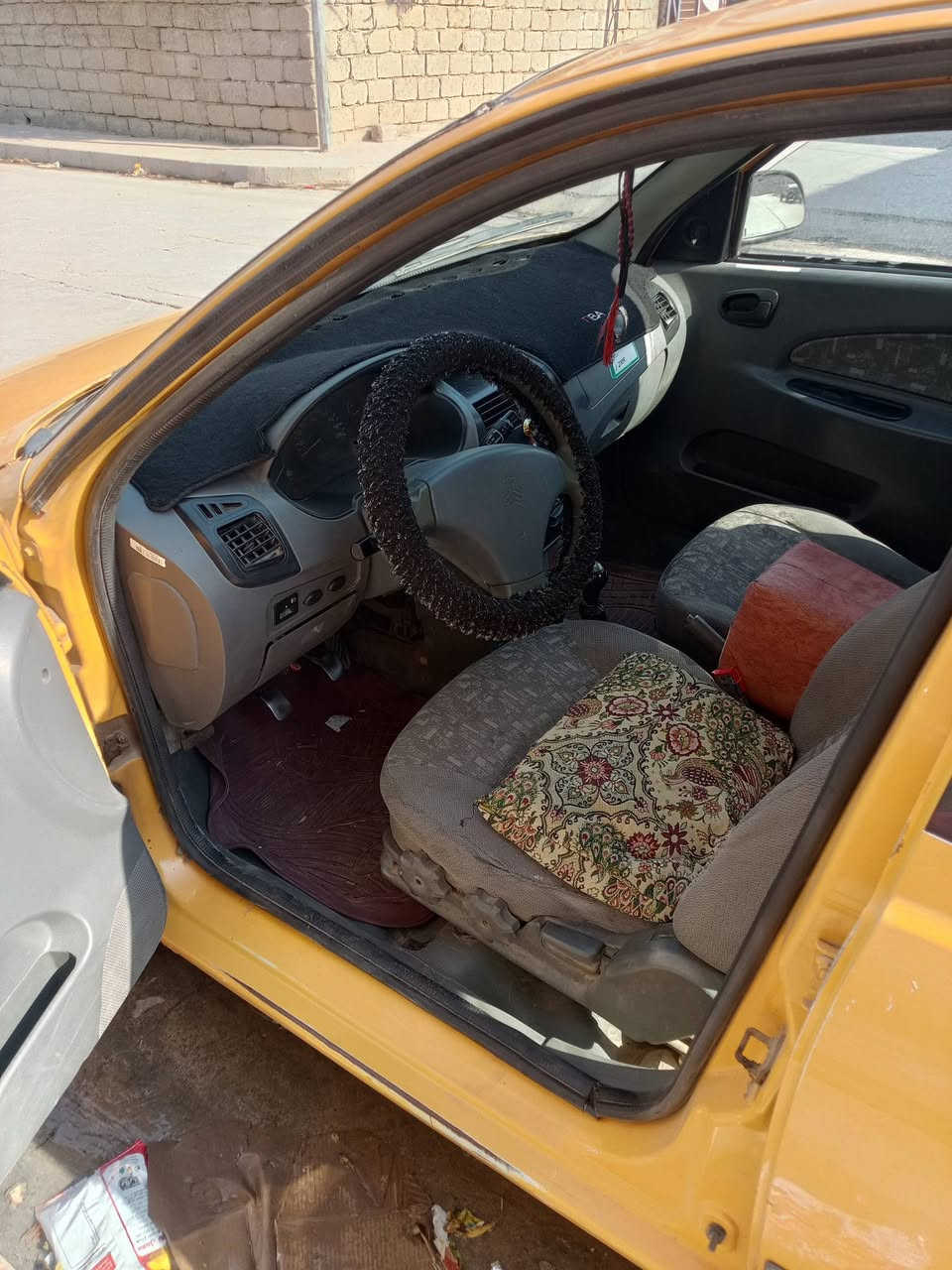 طيبة موديل ١٥ باسمي محرك رخاوة بلا تنقيص كير شرط تبريد يعوزو غاز بس بلا صبغ طخم تاير جديد هيئة وغرامات صفر شرط التحويل بيها طخة اربع اصابع جاملغ اليمين  مكانها موصل الأيسر السعر ٢٤ وبيها مجال للتواصل
***********
***********
