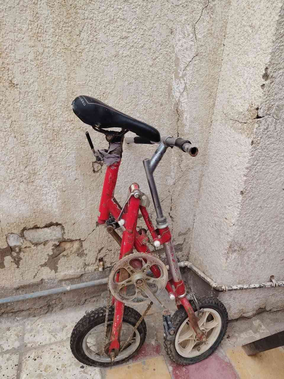 حجم ٢٠ • نضيف • محتاج جيوب أطفال