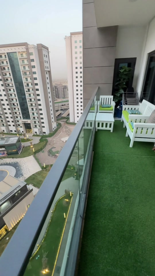 مع الاثاث باطلالة مميزة وسعر مناسب جدا 🏡 *********** #عقارات_بغداد #استثمار_عقاري #مجمعات_سكنية #عقارات_راقية #بوابة_كلكامش_العقارية 

