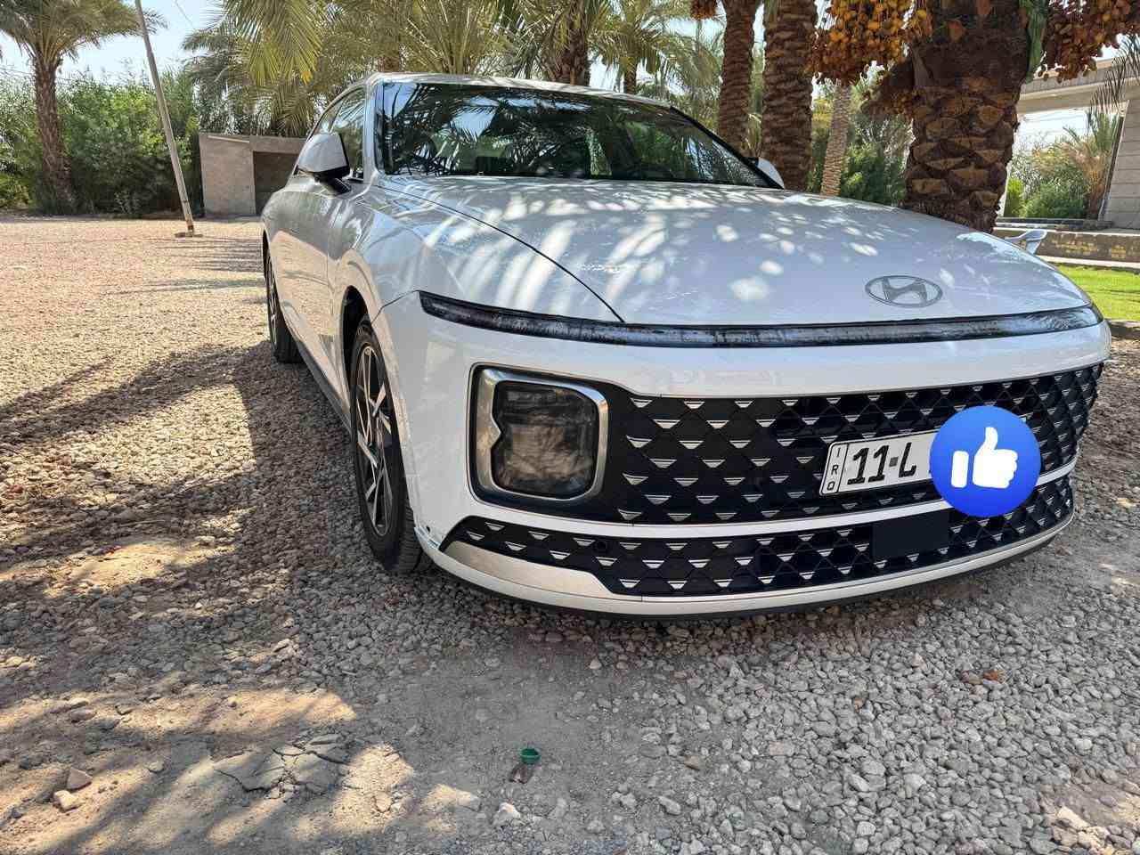 السلام عليكم ازيرا  كوري غاز اصل23 شكل24  مراوس عادي
فول مواصفات
تشغيل عن بعد
بصمه تشغيل و تقفيل
ماشيه 92 
بيه 3 قطع صبغ (بدون دواخل)
مكان الديوانية
رقم بغداد الجديد بسمي
مكينه 6 سلندر (3.5) عل وضع الشركه
جاهز من كلشي
#السعر 195 وبيه مجال
***********
