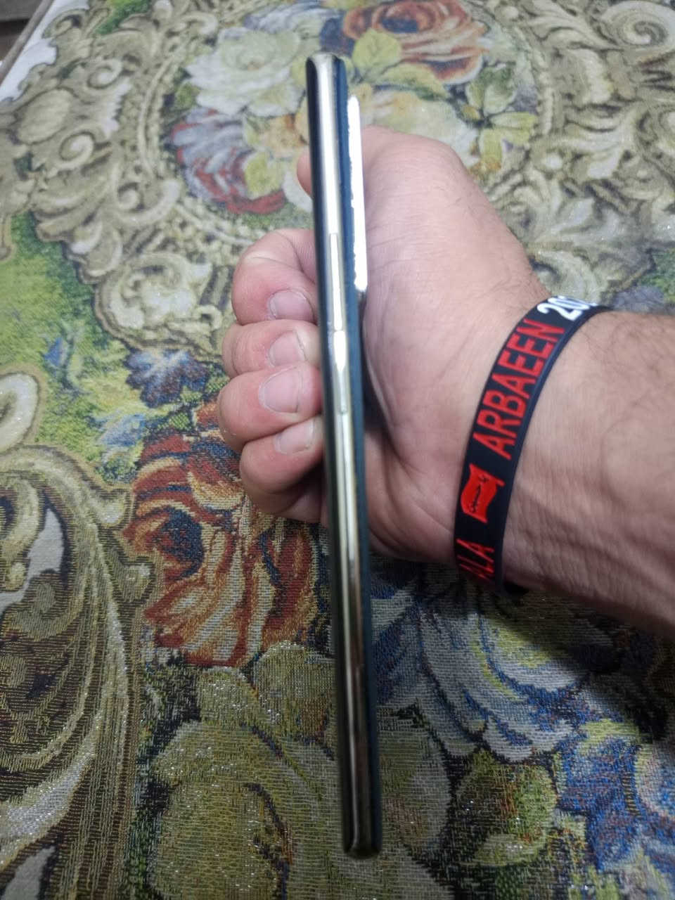 السلام عليكم تليفونlnfjnix NOTE 40 pro ذاكره 256 جهاز نظيف كل شيء ما مبدل بيه فقط ظهر مب كسر للشاشه قليل اتصال على الرقم *********** السعر خاص
