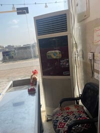 عندي سبلتكنتوري نوع دنكا 3 طن نضيف وشغال على فحص ستخدام محل وهوا كلش ب...