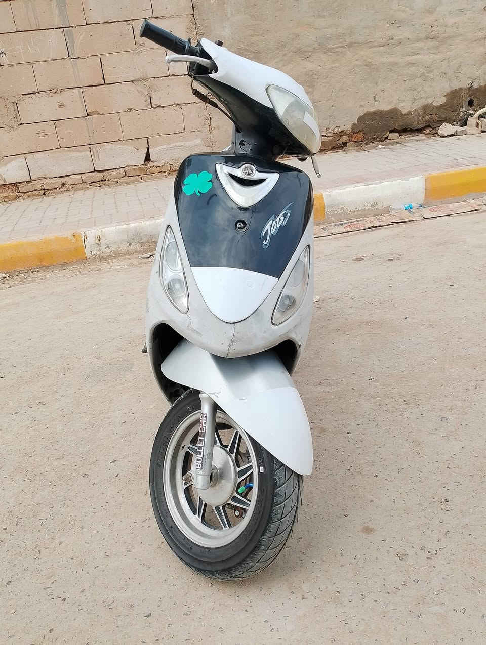 ماكس منغولي دراجه جاهزة للبيع سعره 500 وبيها مجال للشراي ***********
