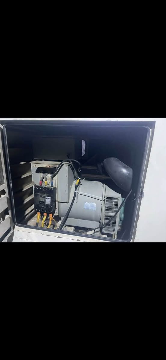 فالفو • D9 350 • الشعله شارع الغربي