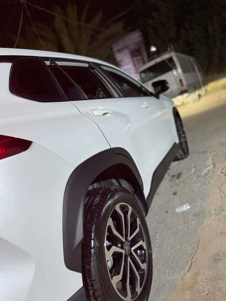 السلام عليكم
فروت لاندر الشكل الجديد الفول الاس الداخل جلد ويل لونين انارة محيطية شحن وايرليس مري شفط بلادي فتحه سقف تبريد قطعتين السياره جديده ماشيه 5000السياره كلين
للاستفسار الاتصال 
*********** 
العنوان بغداد حي الحسين
