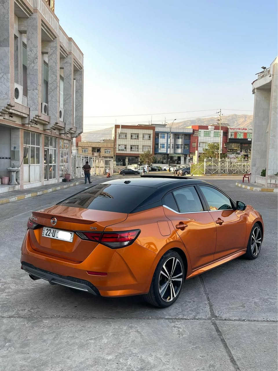 سياره نيسان سنترا موديل 2023
مواصفات SR معروفة
سياره فول فول مواصفات 
بلادي سقف اسود و تكمة اسود 
بيها بولند صبغ بدون دواخل شرط 
ارباك ستيرن و تكمة طاك 
دشبول شرط 
الون سياره حلوة 
تحويل شرط 
كير و محرك شرط 
سعـــر 128$ ورقة بيها مجال 
مكان سيارة عقرة 
رقم تلفون واتساب فايبر 
*********** اكر, نينوى
