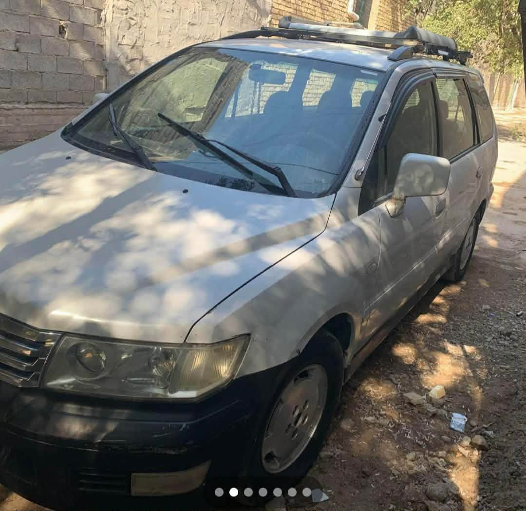 من رخصة الأخ المسؤل
مسيوبوشي شاريوت موديل 2008 بغداد مشروع وطني باسمي سياره جاهزه تبريد قطعتين محرك كير كامري 2000 ابو الجف جيد جدا كهربا ئيات جاهزه مري كهرباء شفط بيه صبغ هلال جاملغ خلفي وبنيد فقط7 راكب تحويل مباشر  شرط مكاتبه مروري صدر السياره يحتاج ملاحضات مع اذان محرك سنويه لغاية 2028سعر 52 ورقه مجال بصيط مكاني بغداد للمعلومات 
*********** بغداد, العراق
