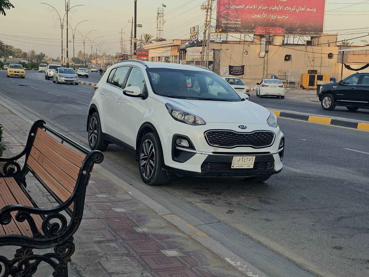 اسبورتج موديل 2021 ماشيه 88 محرك دوش
مري شفط
كامره دواره
شاشه كبيره
تحكمات
كشنات جلد
حساسات 
ماشيه ٨٨
سياره جدا نضيفه 
السعر ١٩٢
مكان السياره كربلاء 
***********
رقم بغداد مطلوبه للمصرف باقيلها ٨ اشهر استقطاع مباشر من راتب الموضف عندي وكاله عامه بيها

