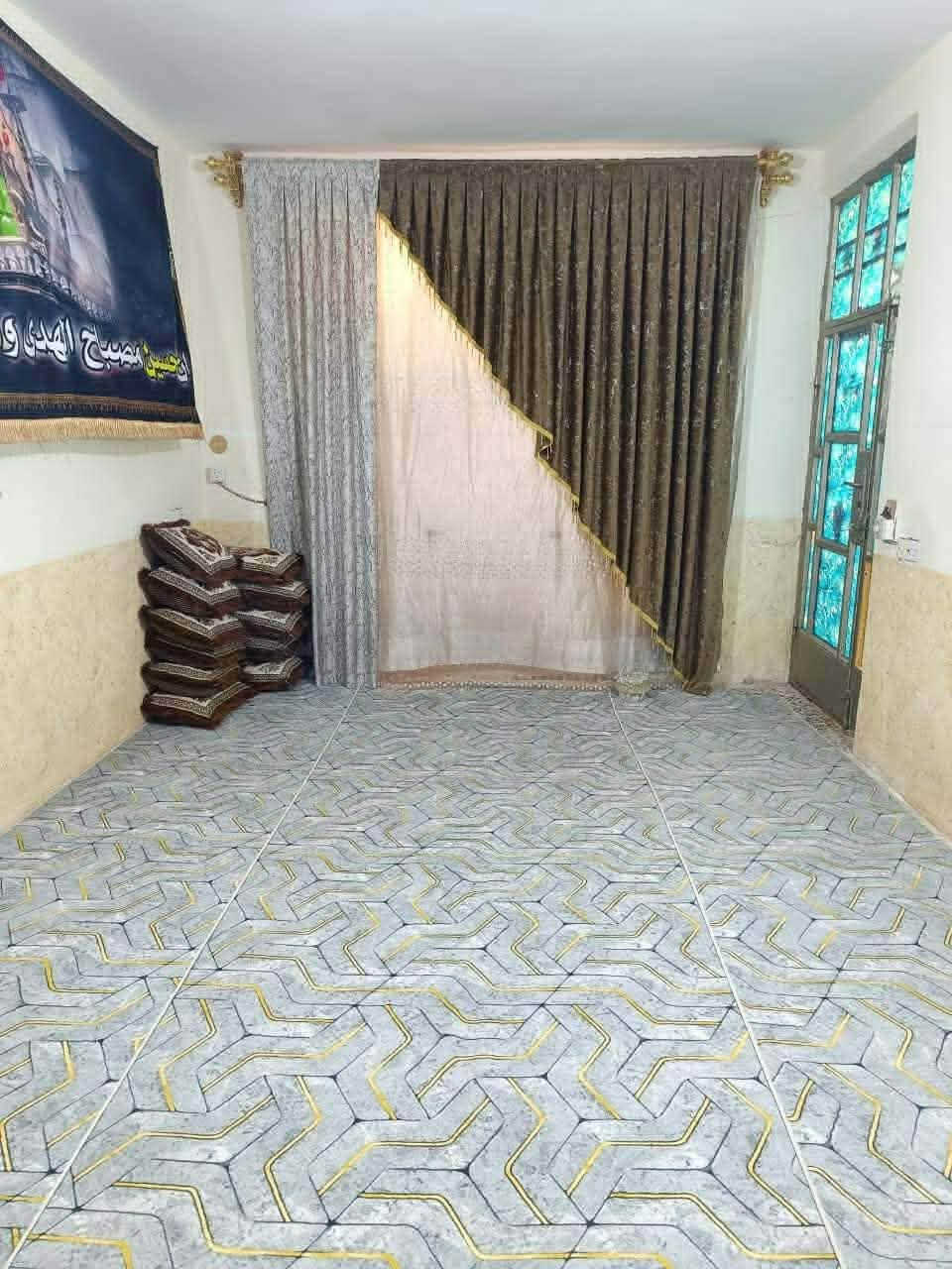 الشمري مقابل أسواق العائلة • ٢٠٠م • ٣ غرف