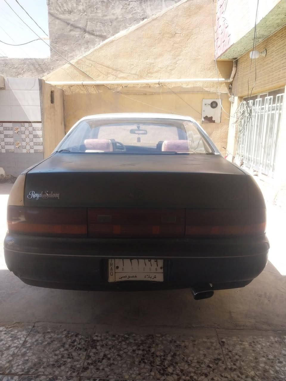 سلام عليكم سياره بطه موديل 1993مكينه ٢ونص كير مكينه مكفوله صدر أمامي خلفي يحتاج تبديل كهربائي كلا شغاله دوشمه جديد وتبريد شغاله بس الفان نقصه سياره مكفوله من كص والضربه والنقله الجثه.  سياره رقم كربلاء   بسم ابن عمي سياره كبل تحويل بسمك والسعر سياره ٣٦وبيهه مجال ومكاني بغداد وهاذ رقمي ***********
