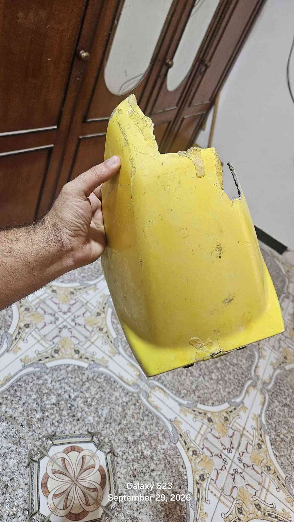 كفرات بوليس صفح بيض بلاديات ب٨
سبايدر عدله حديد ب٧
كابريتر ب٦
شيال بلادي ب٦
دبلات الواحد ب٥
اشاره بوليس تك وعلامه ياماها وجاملغ امامي متضرر ب٥ عمارة, ميسان

نص مكتوب في الصور:
- Galaxy S23
- September 29, 2026
- Galaxy S23 September 29, 2026
- September 25, 2026