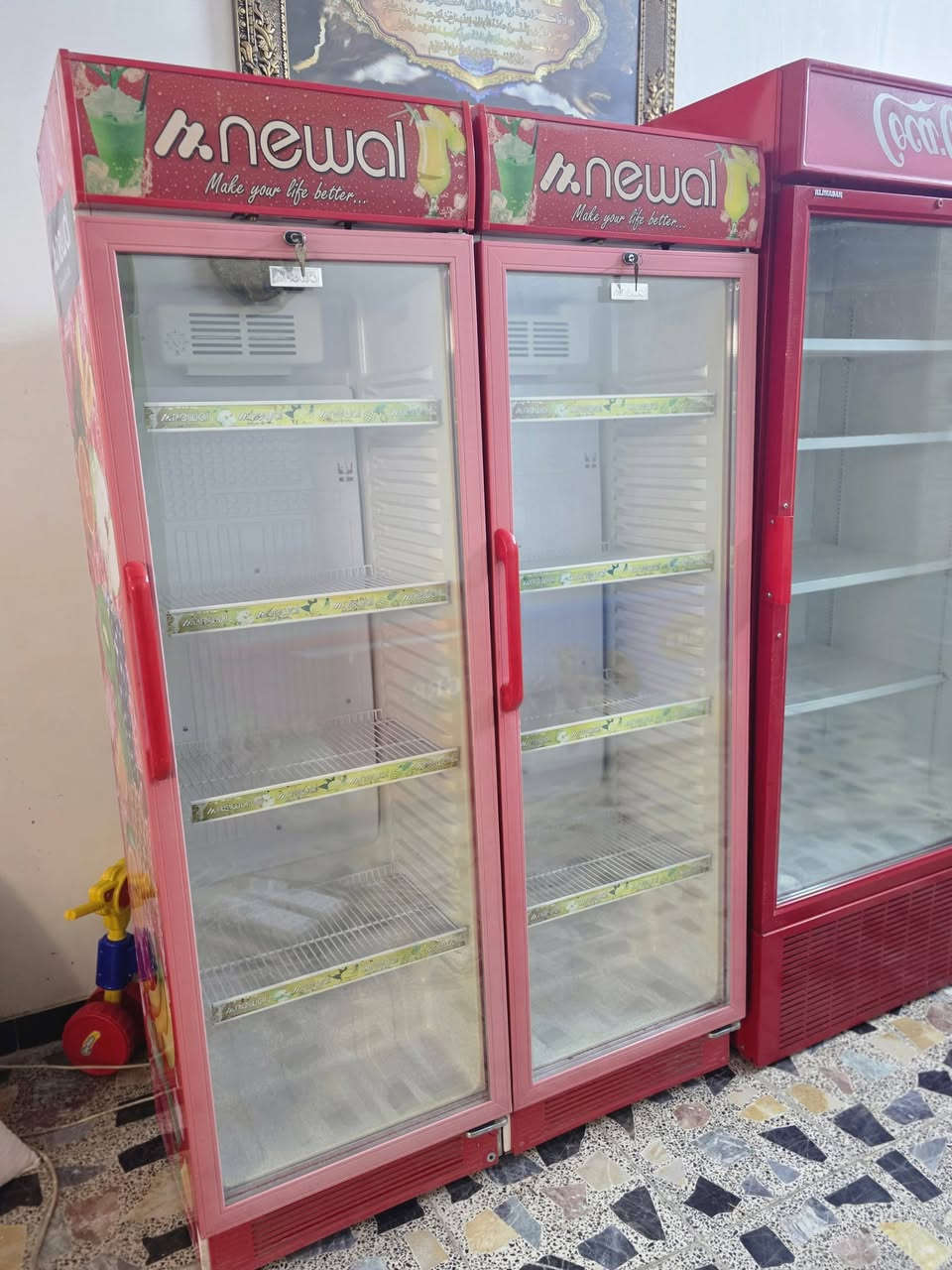 عارضات للبيع عدد 4 اخوات حجم 22 قدم نضافة 100/100 ماداخلات تصليح تبريد فول مكاني بغدادمدينة الصدر والشراي يتصل وبلخدمة ***********
