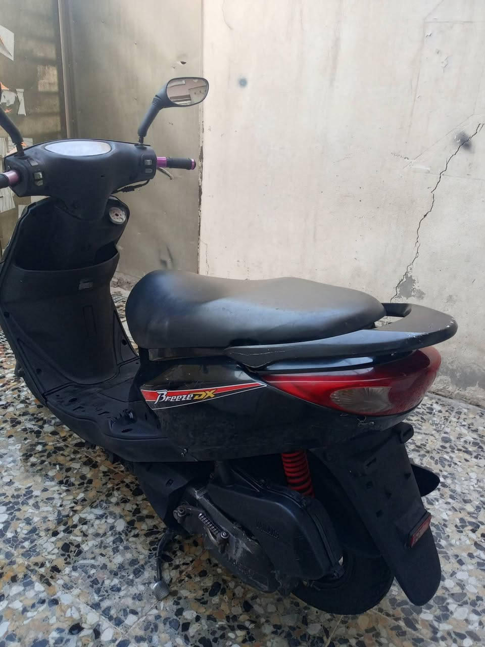 بريز كابريتر سرعه 140كله شغاله اي نقص مابيها دراجة جديده كله مختمه السعر 550 مكاني بغداد المشتل ***********
