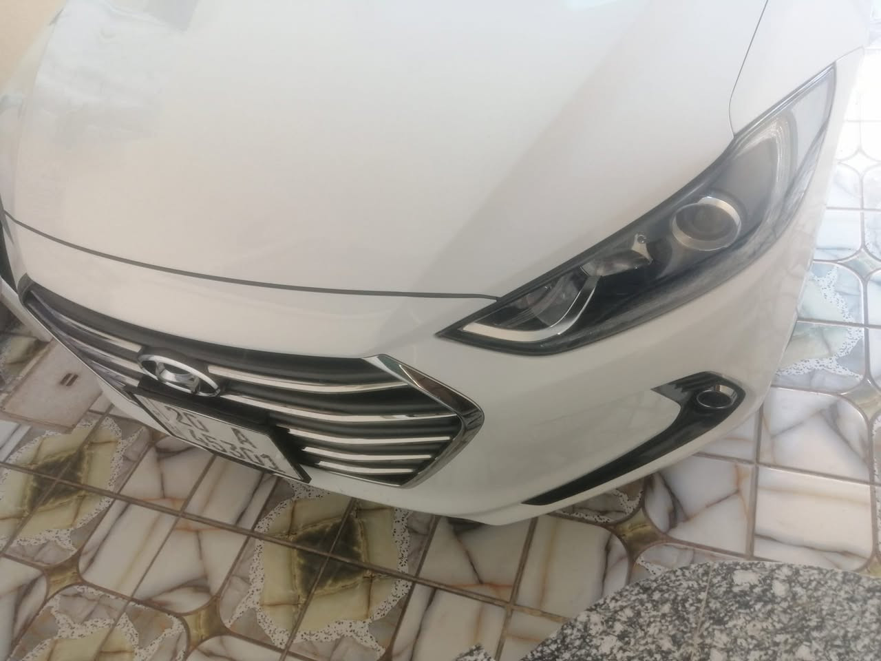 سلام عليكم النتره١٨ خليجي جديده ماشيه٦٧ ابيض رقم ديالى بعقوبه بسمي مواصفات فول عده البصمه مكينه ٢٠٠٠ دوش سعر145 ***********
