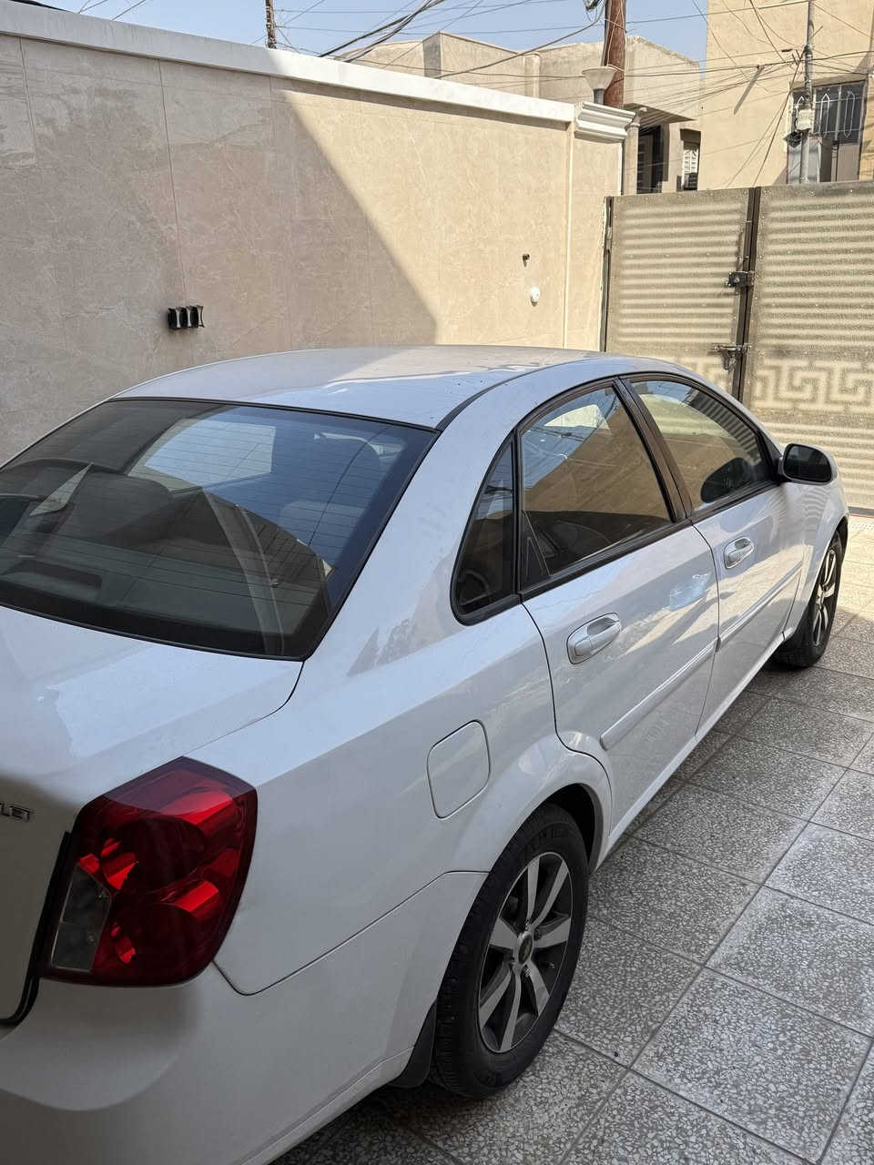 السلام عليكم اوبترا للبيع موديل ٢٠١٢ الشركه العامه  السياره بأسمي تحويل ثاني يوم المكينه كايمه ابيعها ع وضعها السياره خير من الله كير وتبريد وصدر السعر ٦٦وبيها مجال قليل  للاتصال ***********
