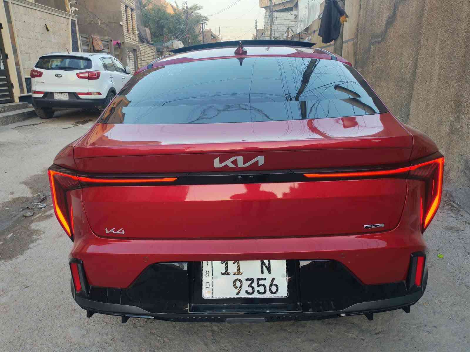 كيا K4 موديل 2025 جيتي لاين فول 1/1 ماشية 12 الف محرك 2000 دوش الحادث موضح ايرباك   كلها ليبل واحد بدون تبديل بدون دواخل السيارة حلوة وجديدة جيتي لاين 1/1 فول بصمة بانوراما شاشة متصلة دجتل رادار امامي وجانبي سايد بريك بصمة شحن لاسلكي كشنات جلد كرسي كهرباء وتدفئة اشاير بل مري قيادة ذاتية التوقف ذاتي ولا گلوب مشتغل بل  - للاستفسار - رقم ***********
