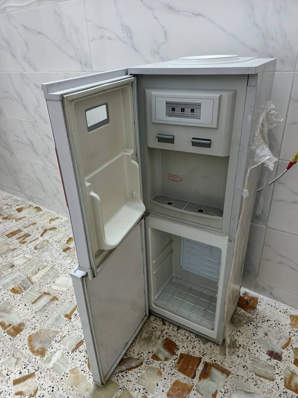 براد للبيع السعر 75)***********
