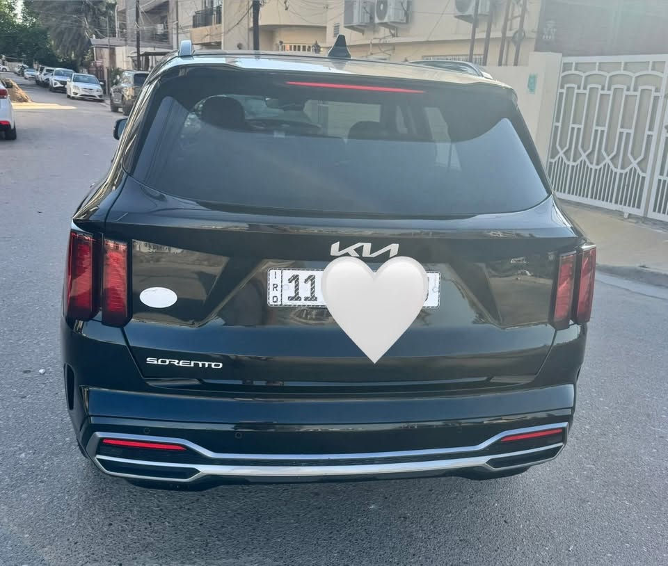 كيا سورنتو  اس ٢٠٢٣ وارد امريكي بنوراما
سعر مناسب 

مقاعد جلد اسود ملكي 

محرك 4 سلندر 

اللون اسود

العداد -46الف وقابل للزياده

المواصفات

1-كامرات امامية وخلفية

2-داخل اسود 

3-كشن امامي وخلفي كهرباء 

4-تدفئة المقاعد الامامية 

5-شحن هاتف واير ليس 

6-نقاط عمياء 

7-  4 رادارات  

8-ويل 20 بلاك توب 

9-حساسات خلفية ، امامي

10-حساسات جانبية 

11-سستم صوت  بوس 

12-تحديد مسار 

14- بانوراما

15-بصمة تشغيل وابواب 

16-نظام ترحيب خارجي عند الاقتراب من السيارة 

17-بك لايت لد 

18- 4 انظمة قيادة سبورت سمارت ايكو كومفورت 

19-وقوف تلقائي خلفي 

20-وقوف تلقائي امامي 

21-وقوف تلقائي جانبي  

22-سايد بريك بصمة

23-اوتو هولد وقوف ذاتي لفترات قصيرة 

24-تبريد منفصل مناخي  

25-نظام قفل الابواب والزجاج لحماية الاطفال 

26-نظام نزول المنحدرات 

27-نظام ملاحة GPS 

28-لايت زينون 4 عدسات LED

29-تشغيل عن بعد 

30-شاشة Apple Car play 

31-الانارة الداخليه 

32-مثبت السرعة Cruise

33-المودات والأوامر الصوتية

34-فحص أنظمة السيارة 

35-حساسات ضغط اطارات 

36-مقود جلد حياكة

37-تبريد شاشة

38-قطعتين تبريد 

‏39-  ABS نظام مانع الانزلاق

40-اشارة في المرايا الجانبية

41- ١٠ مخارج منفذ الطاقة 

42- ا  Bluetooth / USB 

43-السونار مرفق مع الصور 

44-صور الحادث مرفقة 

السيارة مرقمة بغداد 

 للاستفسار يوجد واتساب ***********
