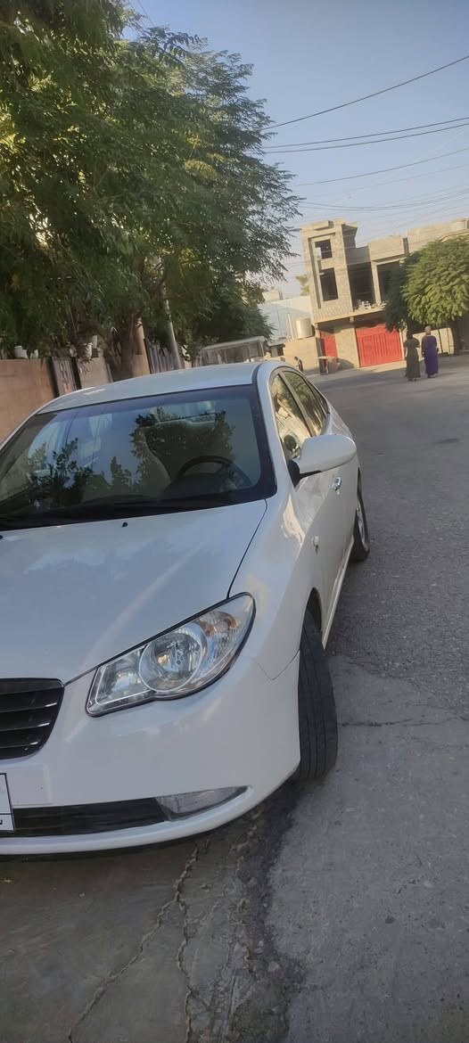 ئاڤانتی مۆدێل ۲۰۰۷ 
ناوزەرد تەبرید لەمس  ئاوێنە کارەبای  پێش و پشتی کەپسە کەفەر و خایس و گێڕ و مەکینەی بەشەرتە چوار تایەی لۆکی لەژێرە سەیارەی ماڵی خۆمە  کۆدی بۆ کراوە  سەیارەکە لە دەرەوە جوانترە وەک لە ڕسما ماڵی دۆستە ٥٥ گەڵاو مەجالێکی برایانە  شوێن قەڵادزئ  بۆ کڕین پەیوەندی بکە ***********
