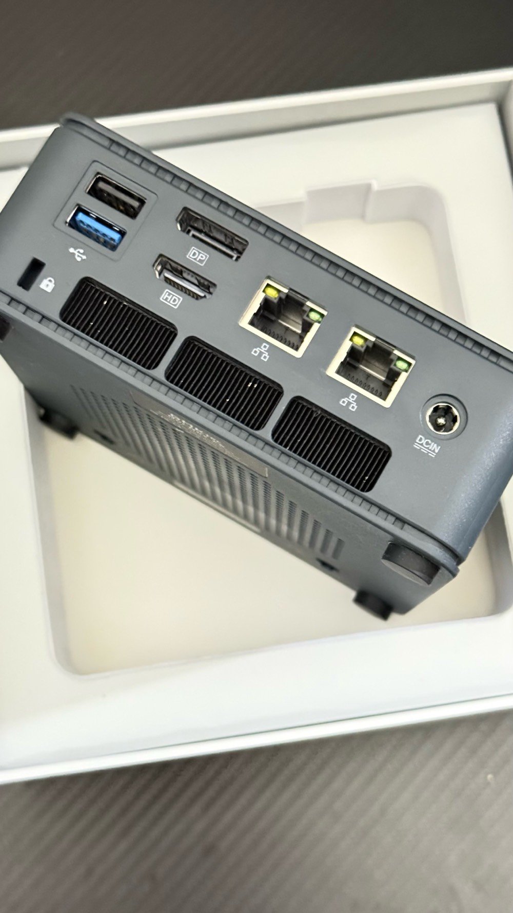 ميني بي سي • رايزن 7 7840HS • رام DDR5 ٨جيجا