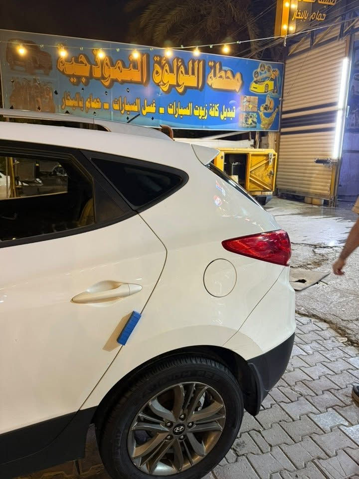 توسان ٢٠١٥ خليجي
رقم بغداد ب اسمي
مواصفات العادية بدون حادث بدون صبغ بيهة تعديل بارد خفيف 
ماشية ١٥٠ كاملة السيارة من كلشي
مكينتهة مفتوحة السيارة ومصلحة 
السعر ١٢٥ وبيهة مجال

***********
موجود واتساب
