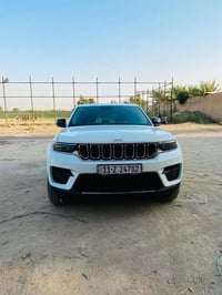 جراند شيروكي لاريدو • ٢٠٢٣ • وارد امريكي