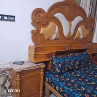 نضيفه • خشب ثقيل • سعر مناسب