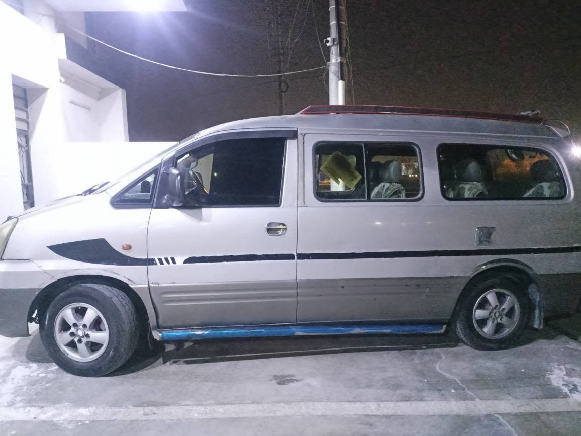 Hyundai Starex 2007 بۆ فرۆشتن
• ١١ نەفەری
• گێر ئۆتۆماتیک
• مەکینە و گێر بەشەرت
• ڕەنگ: رەصاصی
• نرخ: ٦٨ وەرەق
• 📍 هەولێر
• 📞 ***********
کەسێک کە بەڕاستی خوازیاریە، پەیوەندی بکات بۆ زانیاری زیاتر و بینینی سیارەکە.
🇮🇶 عربي
🚐 هيونداي ستاركس 2007 للبيع
• سعة 11 راكب
• گير أوتوماتيك
• المحرك والقير على الشرط
• اللون: رصاصي
• السعر: 68 ورقة
• 📍 أربيل
• 📞 *********** أربيل, العراق
