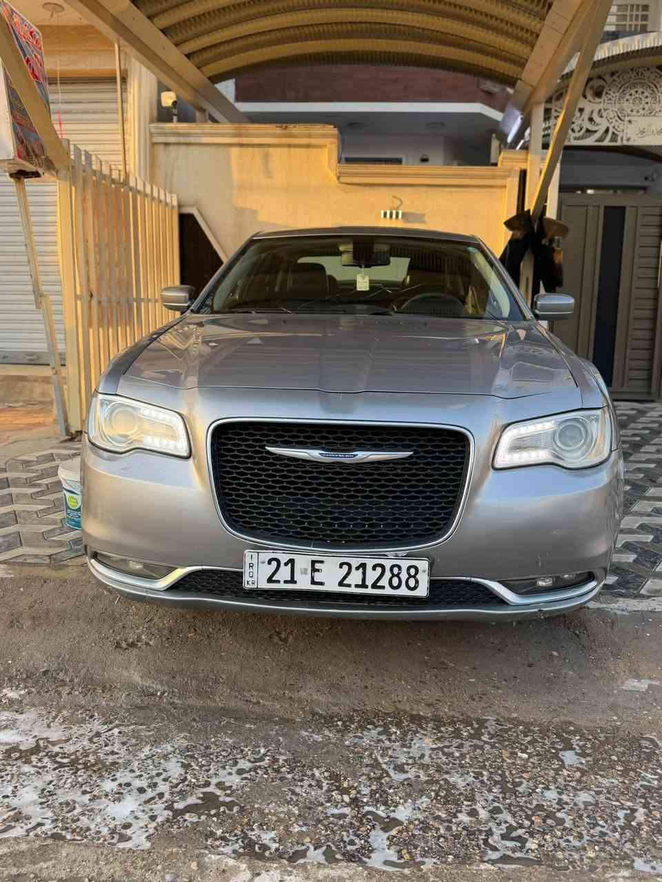 سلام عليكم وباما البيع سياره كفاله عامه ماشيه 120 ميل موصفات لمعروفه فتحه وشاشه كشنات جلد سياره كنديه موديل 2018 رقم شمالي سليمانيه بسمي تريد تحويل تريد وكاله لعنوان بعداد لمشتل  سعر 228 وبيه مجال حق اجيه  وتدلل ***********
