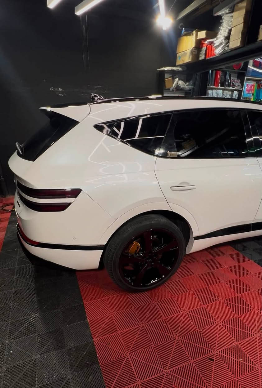 السلام عليكم شباب
Genesis gv80 prestige 2023

V6 3.5 t

اعلى مواصفات بالجنسس

بيبان شفط 

وداخل ابيض من الاخير اعلى مواصفات

رقم بغداد حرة باسمي 

بدون ايرباك 

ماشية 24720 كيلو متر 

حادثها كدامكم بس دعامية ( بس اجه بيها شخوط بالجاملغ والبنيد وصبغتهن وعندي التصوير قبل الصبغ ) 

وتكحيل بسيط بصف الجامه الامامية اثر شخوط بالتكمة 

بيها ملحوظة اتصل وافهمك عليها 

عارضها ٣٨٥وبيها مجال هواي للطيبين😂❤️

***********

***********
