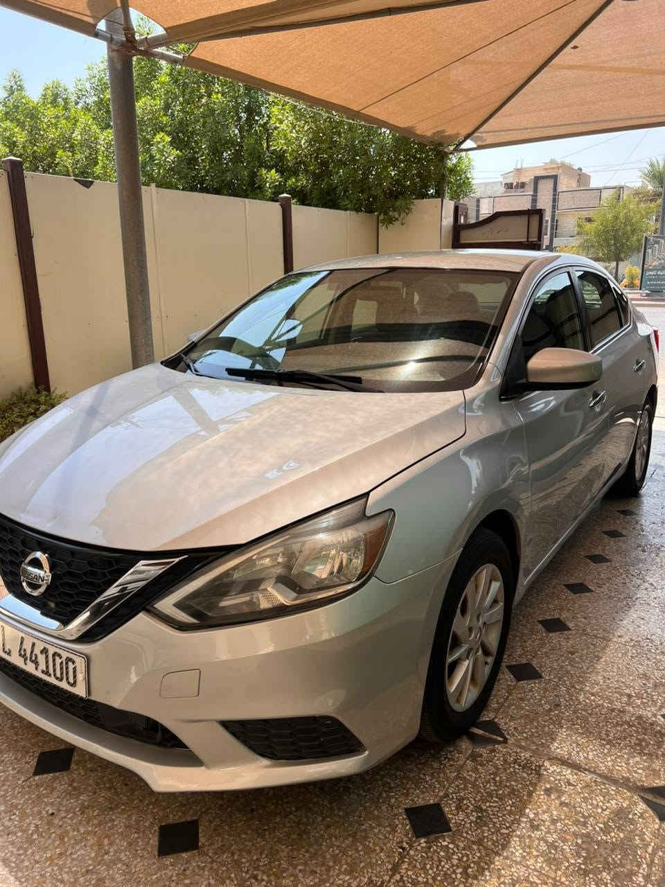 ​🚗 نيسان سنترا 2019 للبيع 🚗
الموديل: 2019
​الحادث: ضرر بسيط جداً (دعامية أمامية فقط - حادث أمريكا)،
​المسافة المقطوعة: 66,052 ميل
​السعر: 110 ورقة 
​📍 المكان: بغداد
📞 للتواصل والاستفسار: ***********
