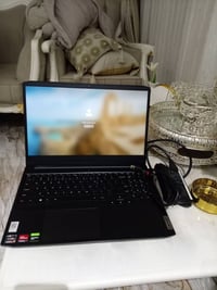 وبركاته لاتوب نوع Lenovo حلو ومستعمل كلش قليل محافظ علي علمود الدراسه ...