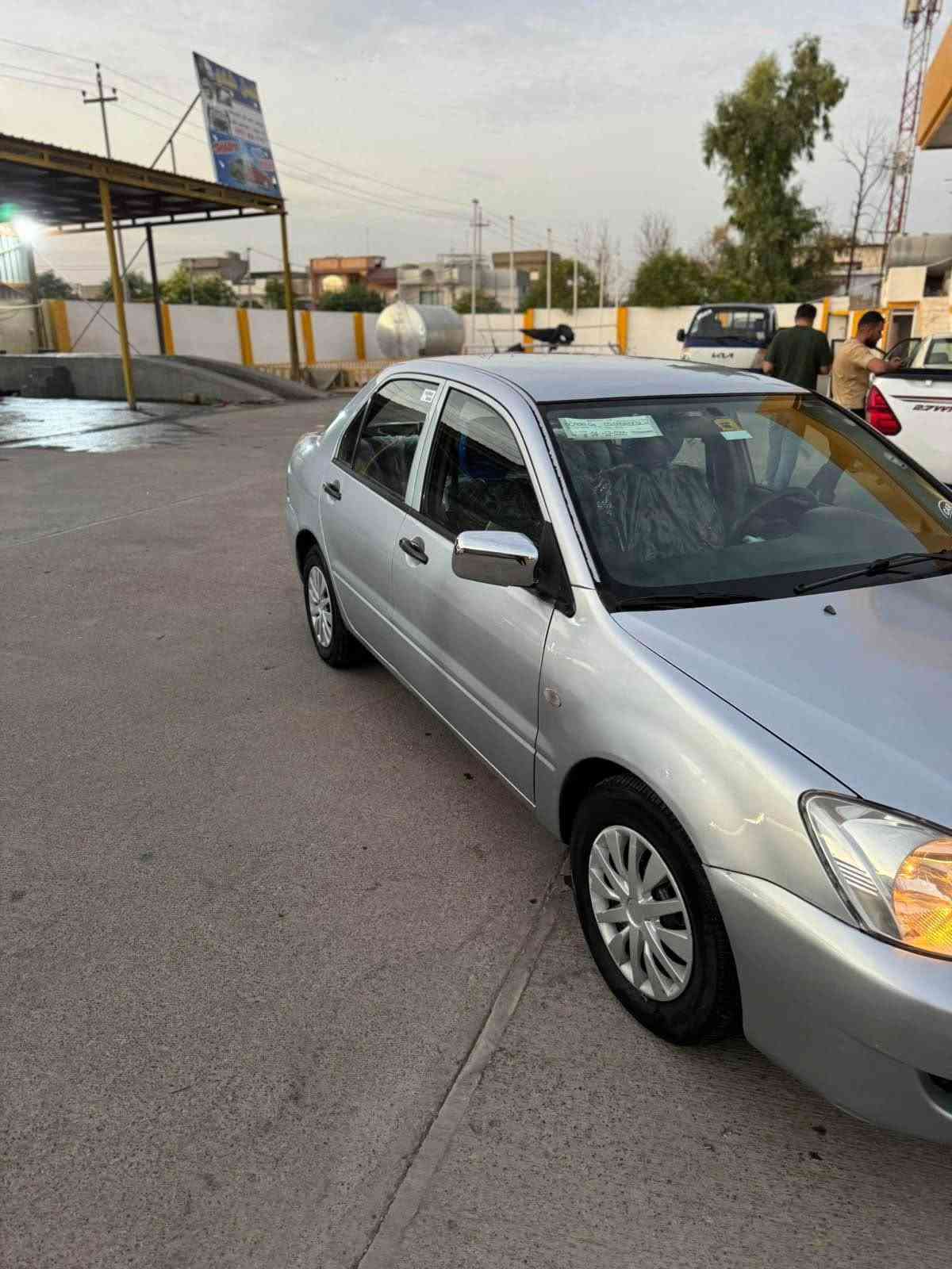 لانسه ر بوفروشتن
موديل 2007
سه ياره كه له سه ركال بونه وه په م عام كرايه لوجواني 
بي ليدران 
وه رگه ران براوه ته حويل به شه رت
مه كينه گه وره 
كيرو توماتيك
ته بريد
هه موو به شه رت
سعر
65 وه رقه و مه جال
شوين هه ولير
*********** أربيل, العراق
