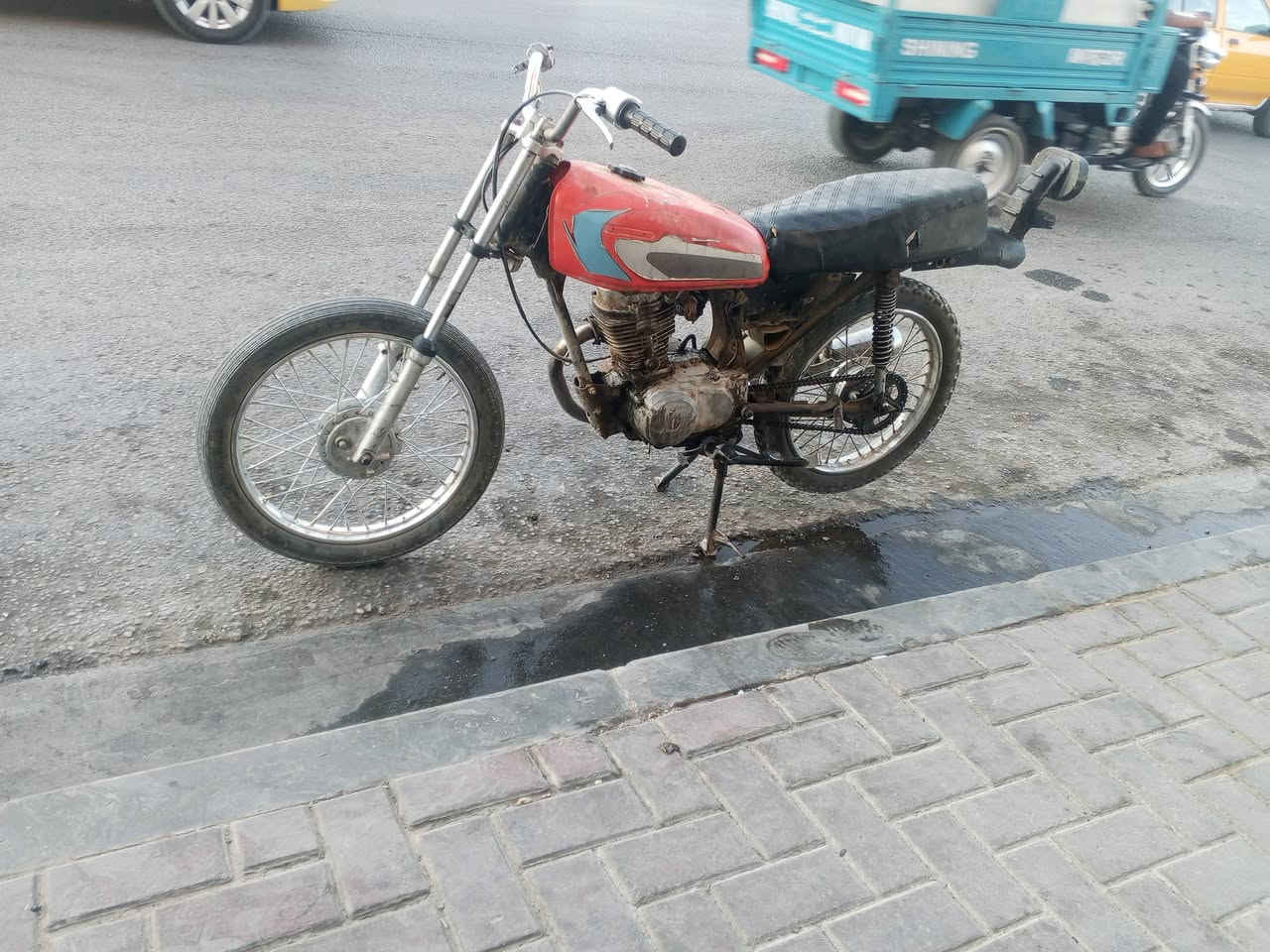 كلك مكفوله سعرها 200 مع المجال ***********
