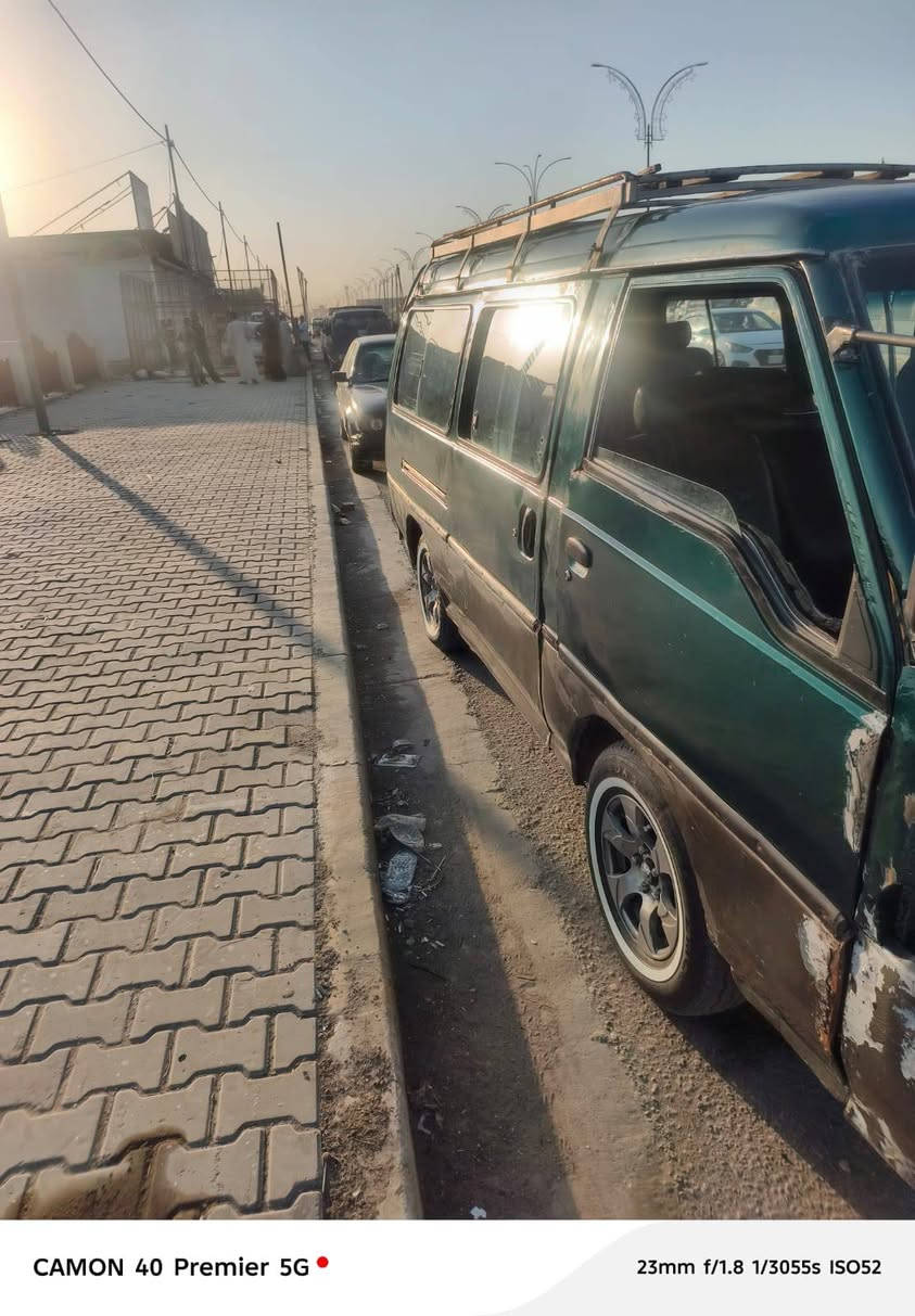 السلام عليكم كيا هونداي موديل 95 مصفره هيه وغرمات سنويه لل 29 بسمي محرك بي خيط بخار
كير واكسل انظاف تايرات كله جدد 
دواخل وكشنات انظاف كدامك بالصور 
خطه حي الامام بالحله 
مكاني بابل خاص ماجوب السعر
23 وبيه مجال
***********/***********
