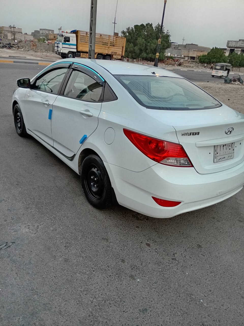اكسنت مديل 2013 خليجيه السياره جاهزه مكينه كير كفاله 1600 دوش تبريد حداديه تخم تايره جاهزه السعر 82 مكان سياره بصره سنويه 28 رقم الهاتف ***********
