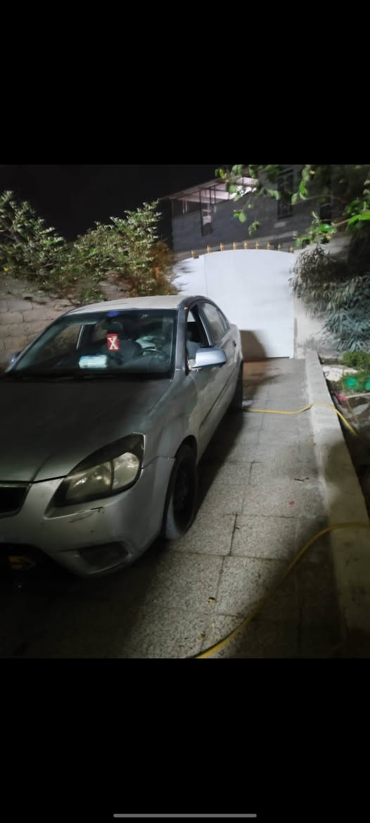 كيا ريو 2009للبيع السياره كاز وليس بانزين مكينه كير جدد حداديه تخم تاير جاهزه على اخر حبه ما نقصه شي سياره نضيفه وا حلوه متومه اربيل طبق الاصل سنويه وا الرقم اصليه حصه بكل المحافظات سياره فول ما نقصه اي شي سعره 27 وا بيه مجال بسيط مكاني البصره كرمه علي للبيع او المراوس رقم ***********
