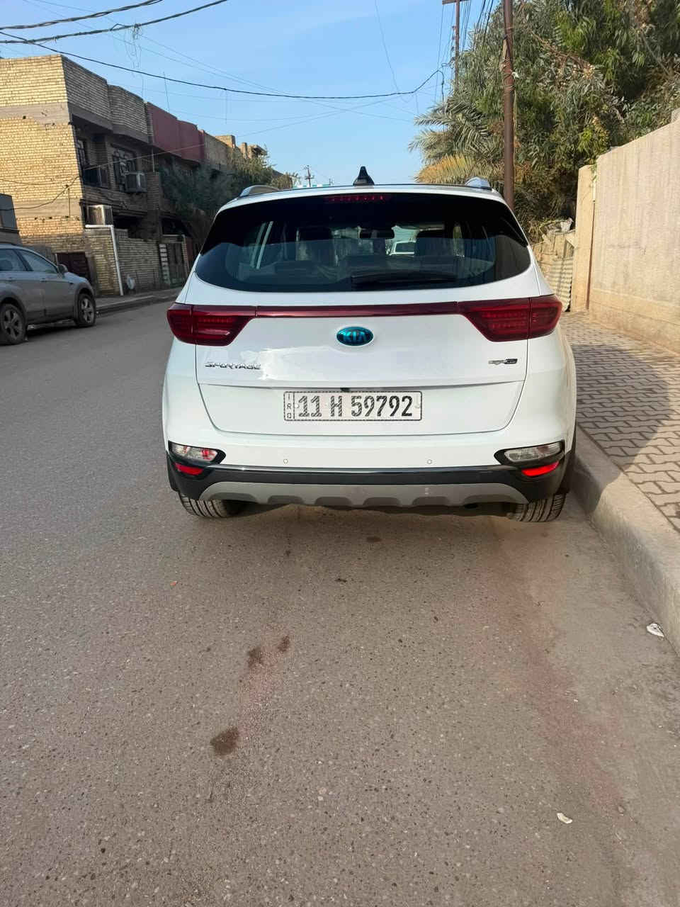 سلام عليكم
سبورتج للبيع موديل 21 جي تي لاين خليجي فول مواصفات 
مكينه كير حداديه كفاله عامه صبغ كفاله عامه تخم تاير جديد تبريد ثلج ماشيه 62 حقيقي للاستفسار ***********
