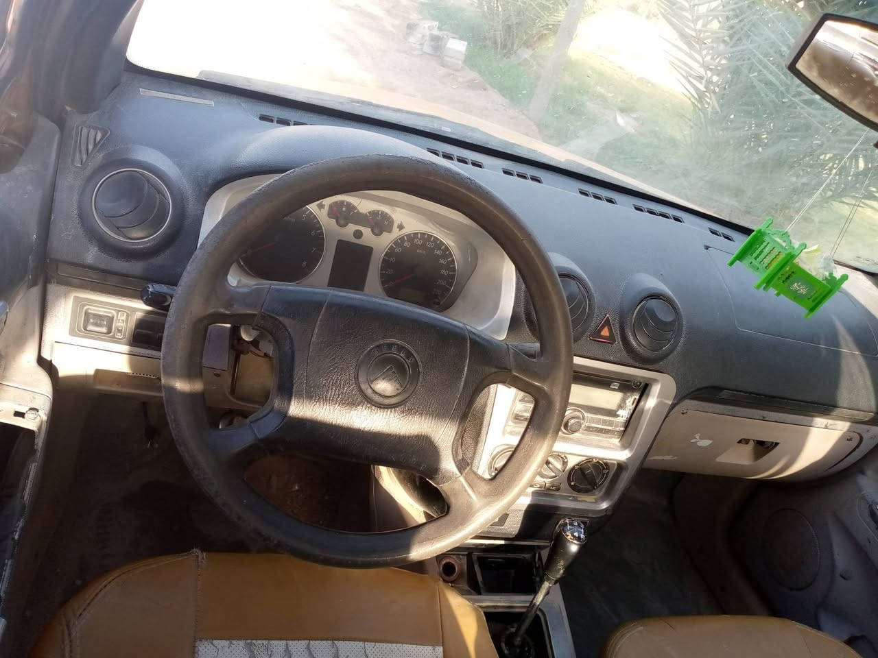 سلام عليكم سيارة سيكي للبيع السعر 10وبيهه مجال *********** غير متواجد عل فيس
