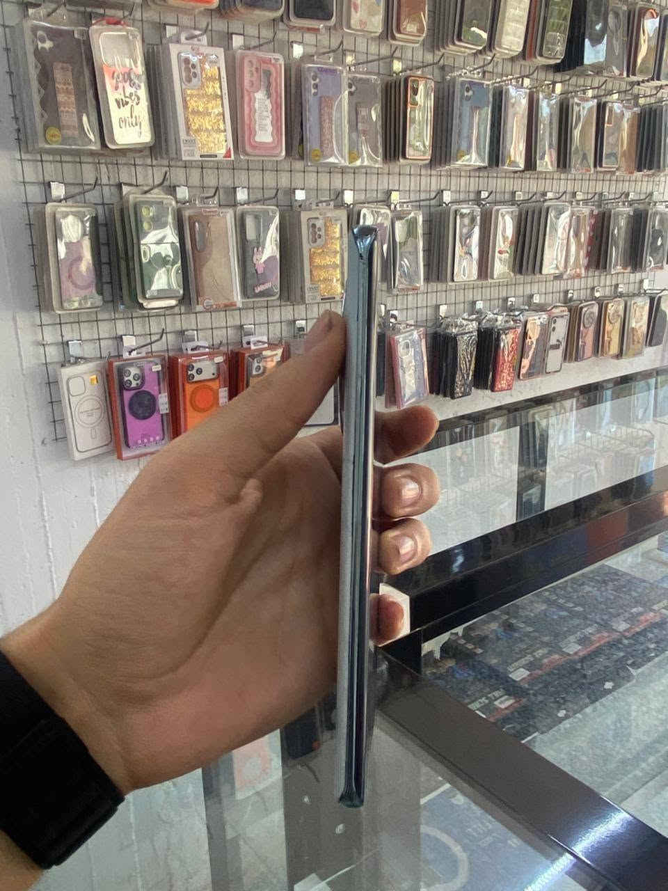 هونر x9c ذاكره 256 مبدل شاشه اصليه فقط كله شغال السعر 250 مكاني بغداد جسر ديالئ القديم شراي راسلني ***********
